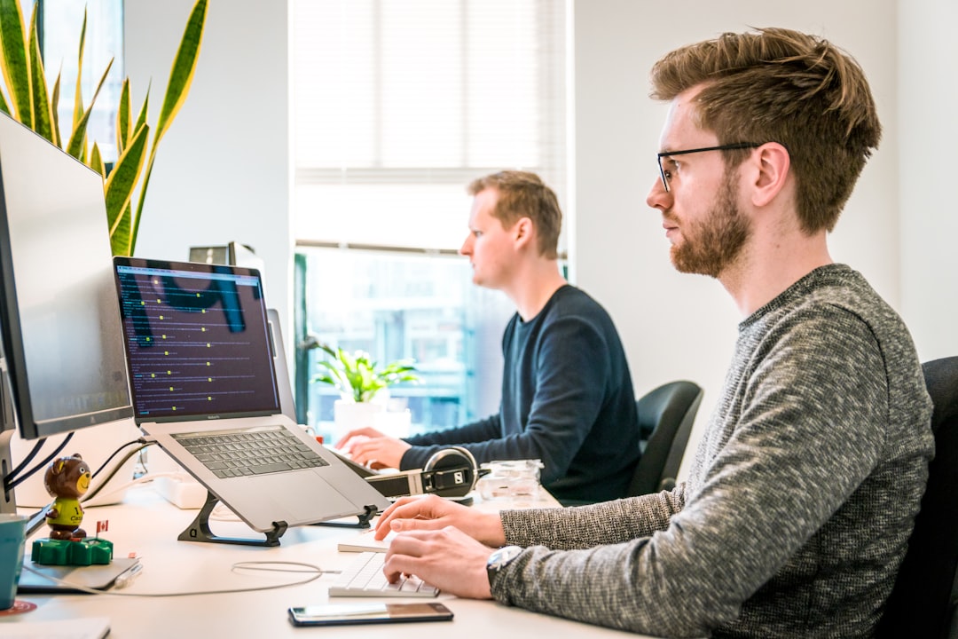 How to Land a Remote React Job Without Leaving Your Couch