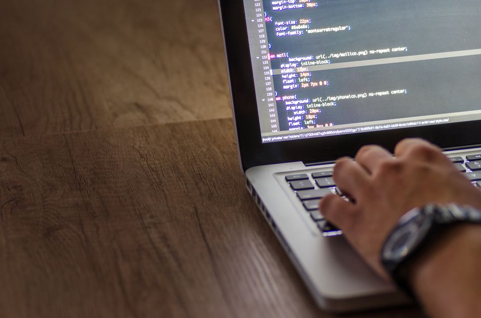 Why Async is the Ultimate Developer Vibe for Python and Fullstack Engineers